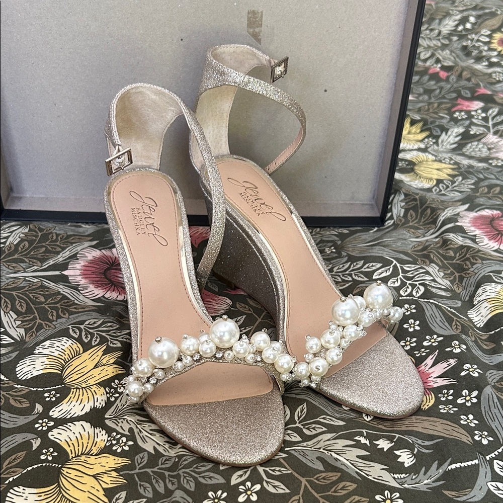 Elegant Pearl Embellished Silver Heels